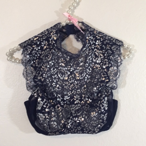 Victoria’s Secret Dream Angels Unlined Demi Bra - Picture 7 of 12